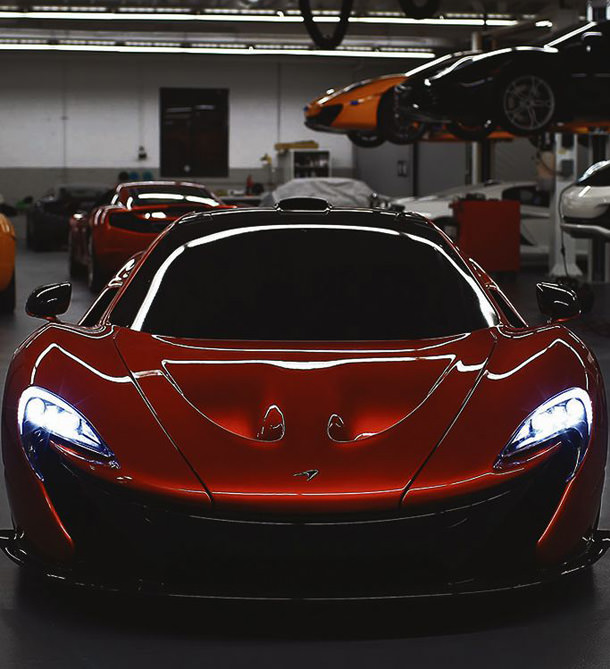 Göz Kamaştıran Lüks Otomobiller