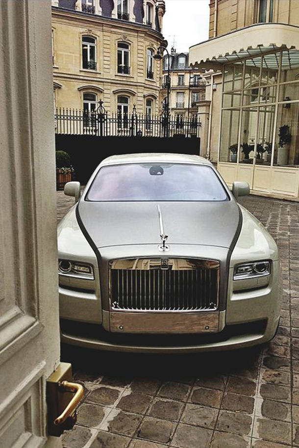 Göz Kamaştıran Lüks Otomobiller