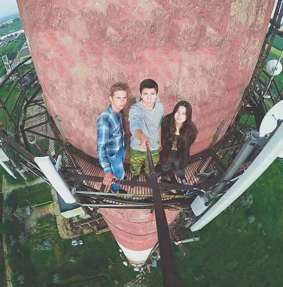 Canları pahasına selfie çekenler