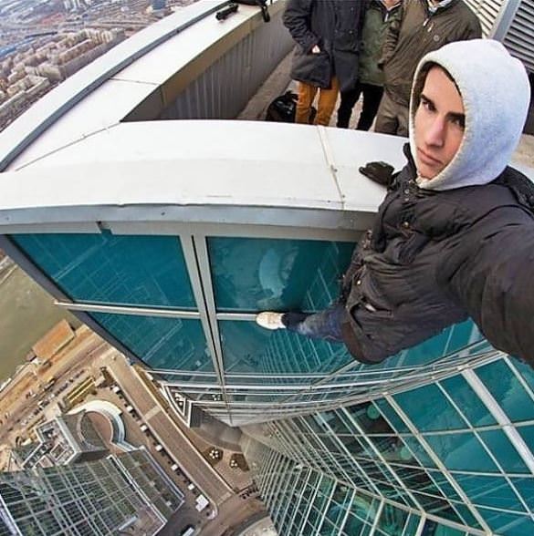 Canları pahasına selfie çekenler