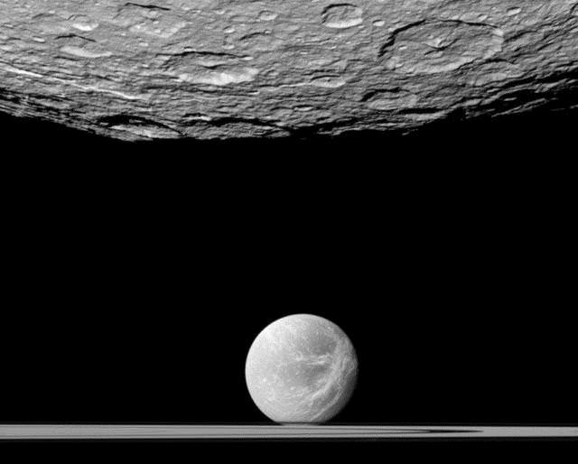 O fotoğrafları yeniden yayınladı