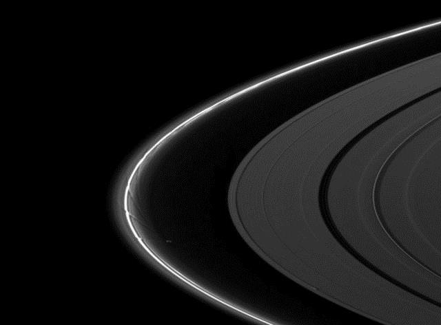 O fotoğrafları yeniden yayınladı