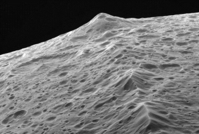 O fotoğrafları yeniden yayınladı