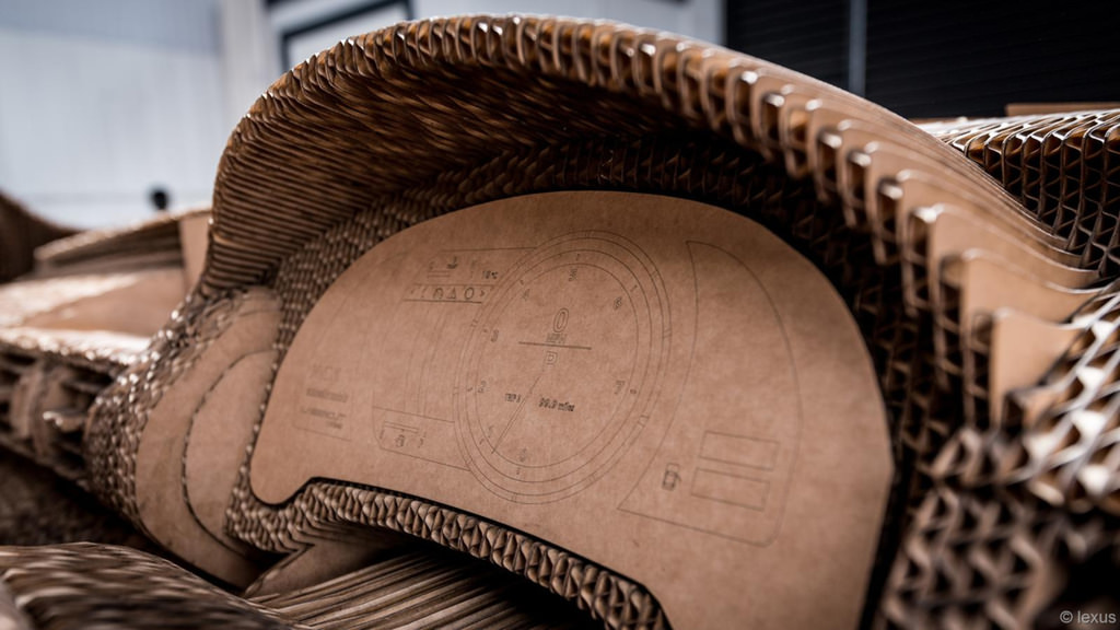 Lexus, kartondan gerçek araba yaptı!