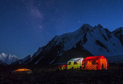 Sanki gerçek değilmiş gibi