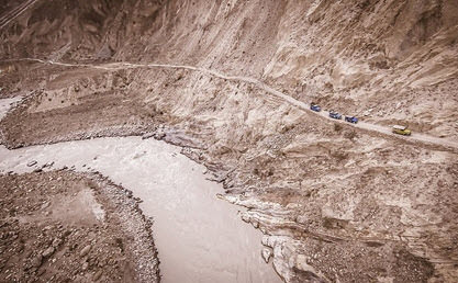 Sanki gerçek değilmiş gibi