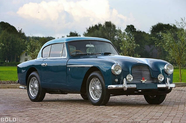 Klasik, marka ve model otomobil severler için