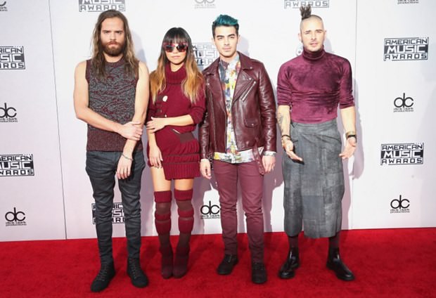 2015 Amerikan Müzik Ödülleri sahiplerini buldu