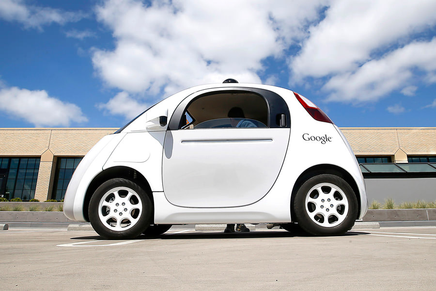 Google Car yayalarla konuşacak
