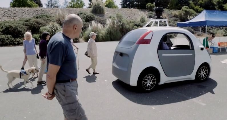 Google Car yayalarla konuşacak