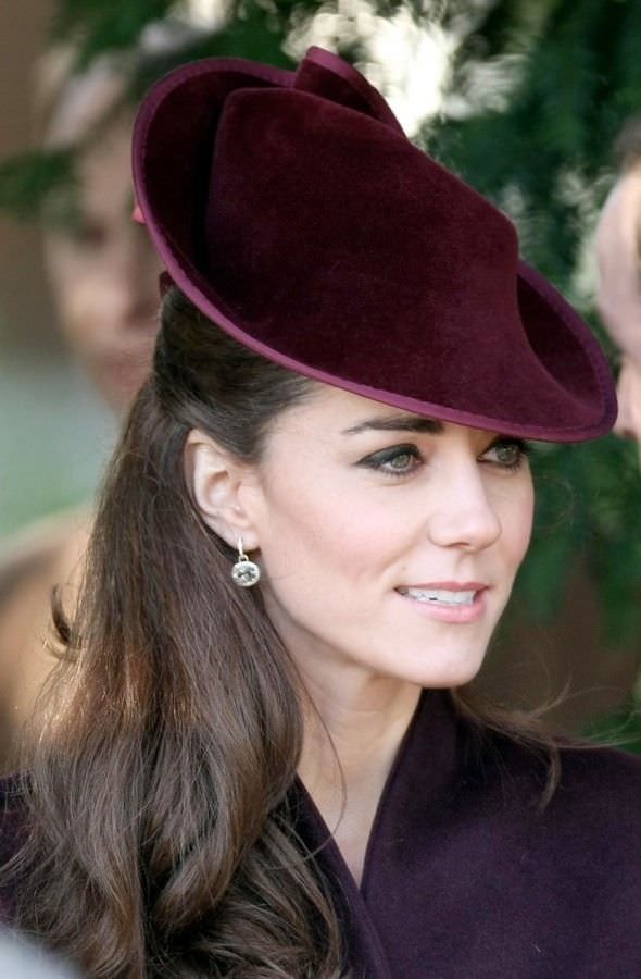 Hollywood aktristleri mi yoksa Bollywood aktristleri mi