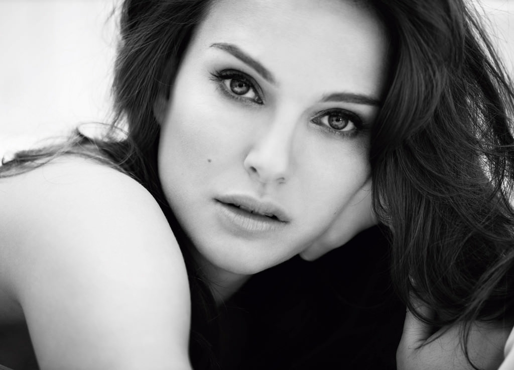 Hollywood aktristleri mi yoksa Bollywood aktristleri mi