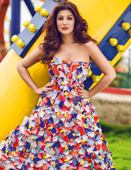 Hollywood aktristleri mi yoksa Bollywood aktristleri mi