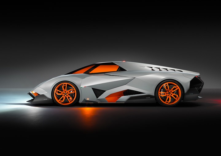 Lamborghini Egoista geliyor