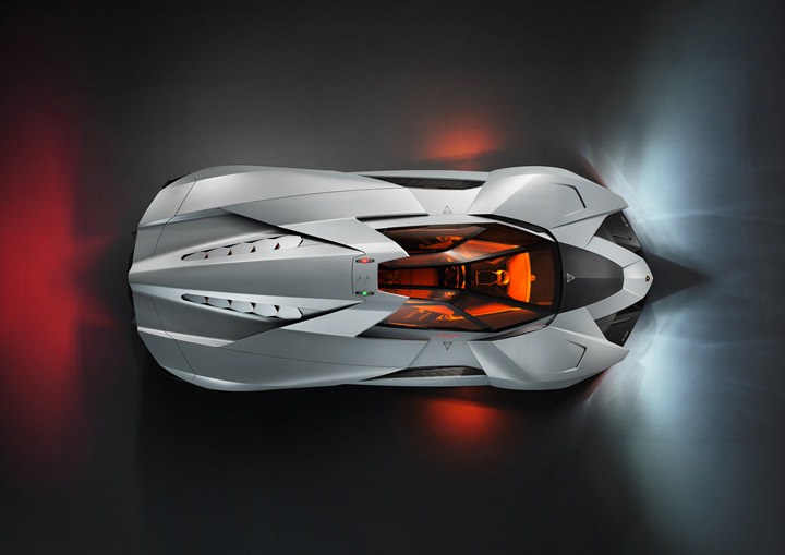 Lamborghini Egoista geliyor