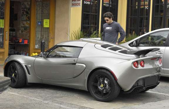 Yıldızların kendileri kadar değerli otomobilleri