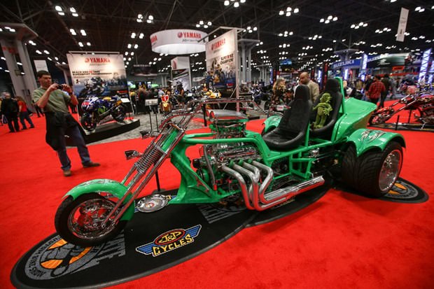 Motosiklet tutkunlarını buluşturan fuar