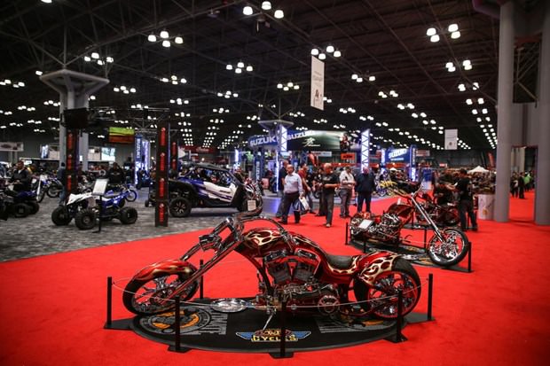 Motosiklet tutkunlarını buluşturan fuar