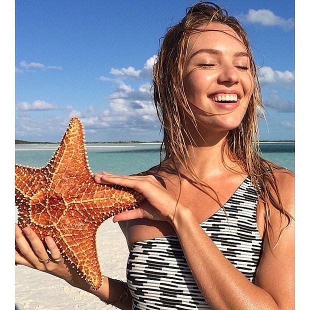 Victoria's Secret meleği Candice Swanepoel objektif karşısında