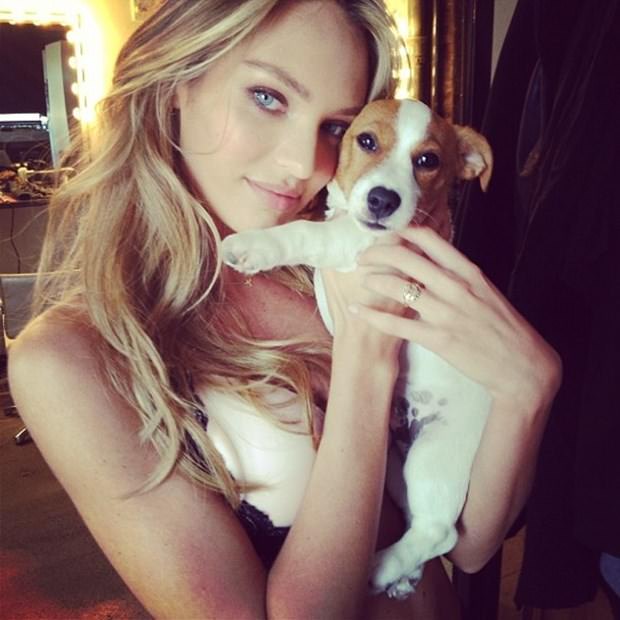 Victoria's Secret meleği Candice Swanepoel objektif karşısında