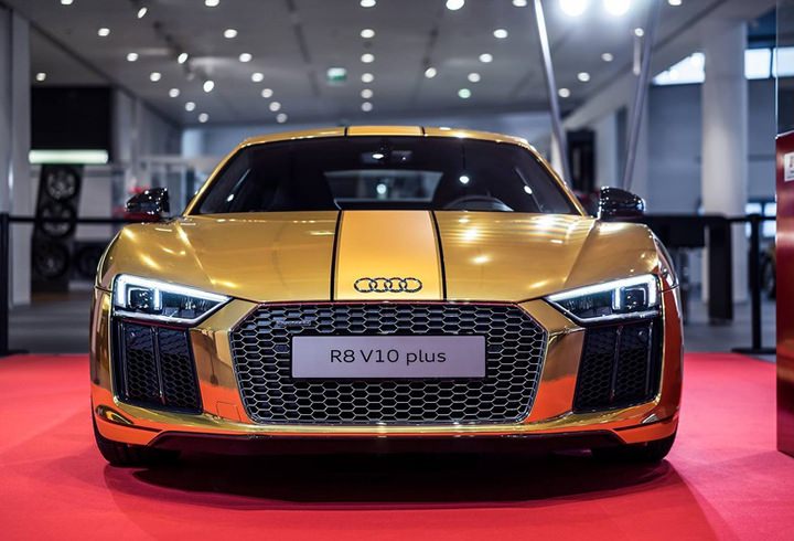 Audi R8 V10 Plus karşınızda