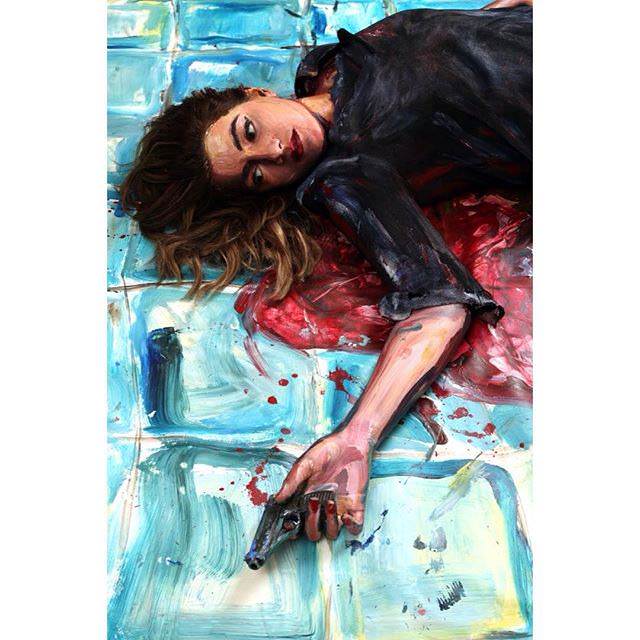 İnsanları boyayan kadın