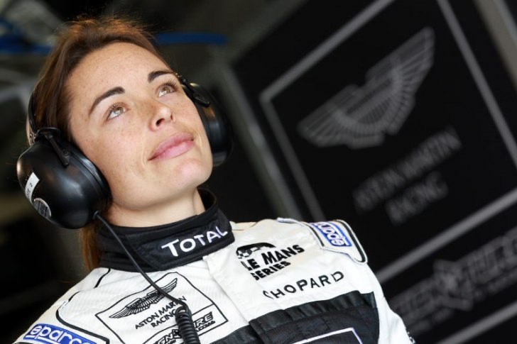 Dünyanın en iyi, en hızlı,en güzel 12 kadın ralli pilotu