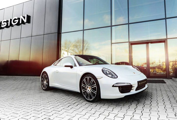 Porsche 911 Carrera 4S farklı yorum