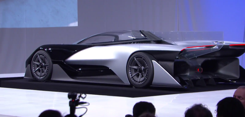 1000 beygirlik elektrikli otomobil