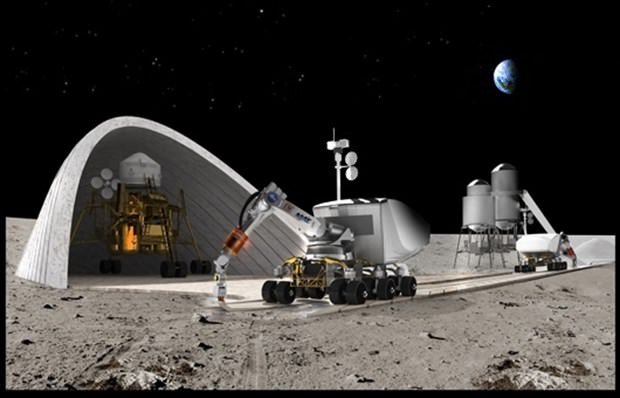 Ay'a üs kurmak için düğmeye basılıyor