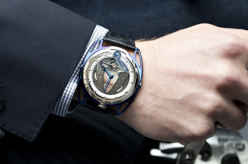 Göz kamaştırıcı tasarımlara sahip saatler