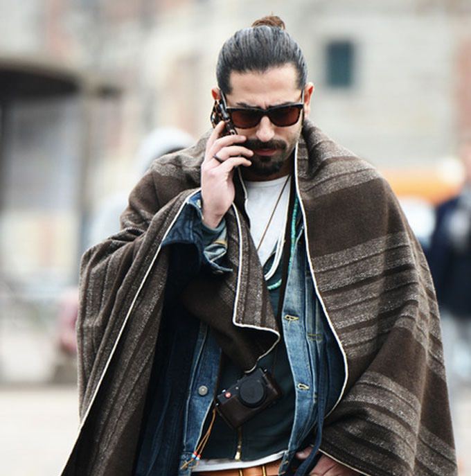 Kışın erkekleri daha çekici hale getiren şal modası