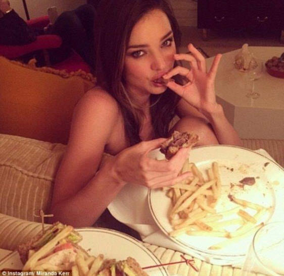 Miranda Kerr'den 2016'nın ilk pozları