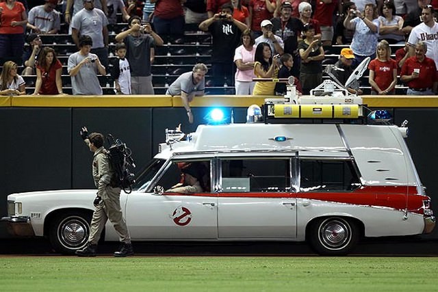 Sinema ve televizyon tarihinin en unutulmaz  Arabaları