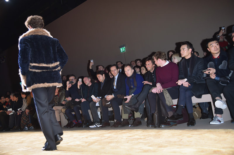 Fendi Sonbahar-Kış 2016 erkek  defilesinden görüntüler