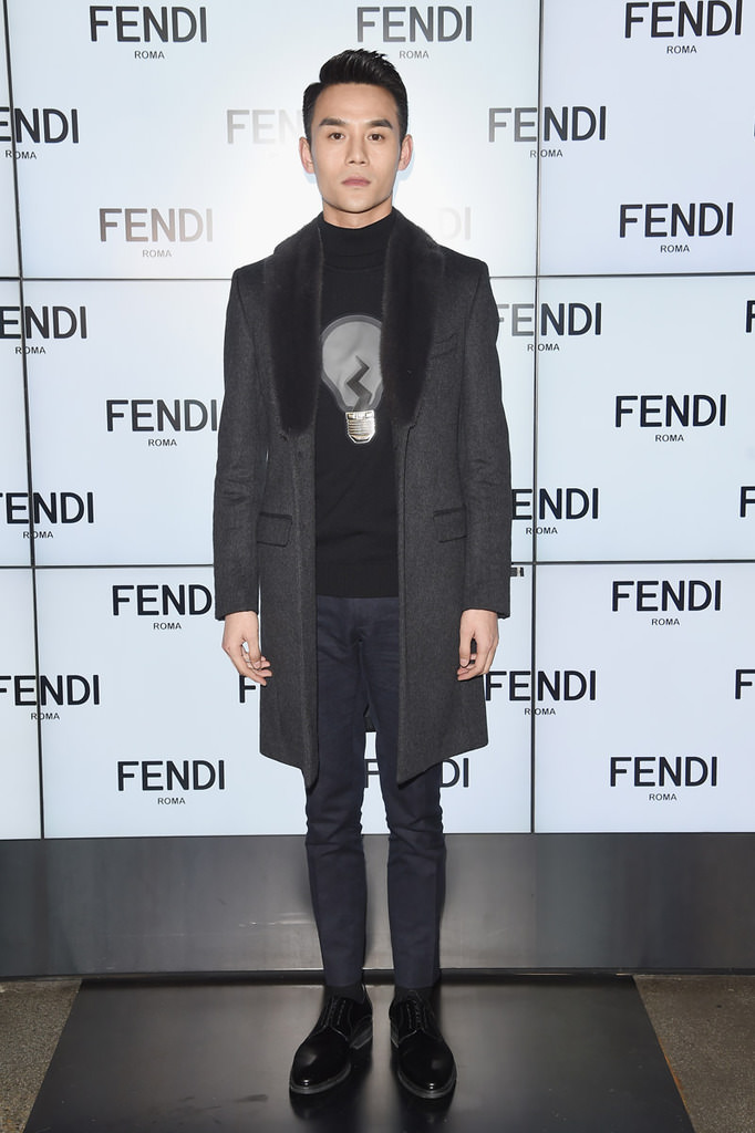 Fendi Sonbahar-Kış 2016 erkek  defilesinden görüntüler