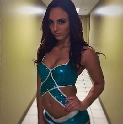 Amerikan Güreşi Aleminin En Güzel ve En Seksi 18 Kadın Güreşçisi