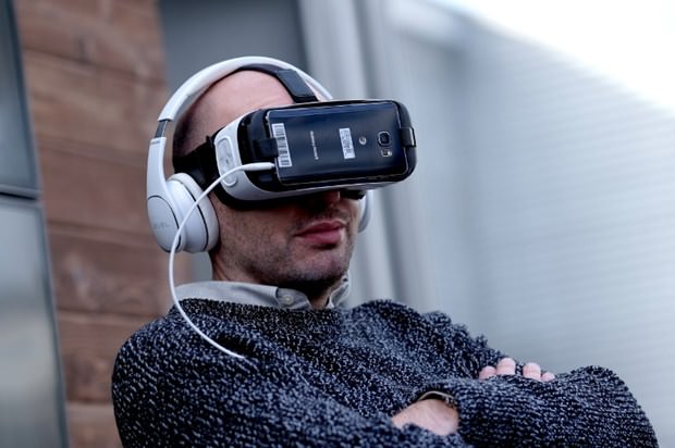 Oyunlara "sanal gerçeklik" geliyor!