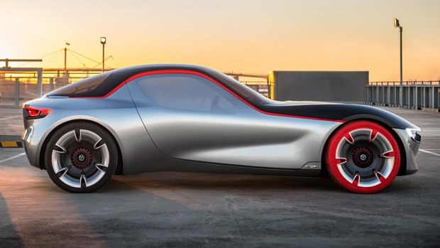 Opel GT Cenevre'de görücüye çıkıyor