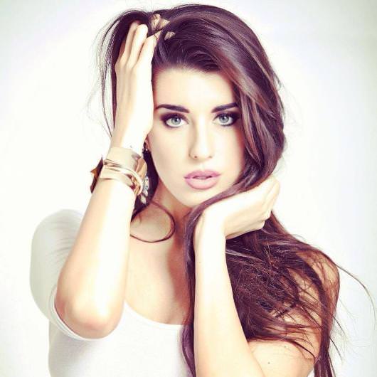 Mankenlik kariyeri basketbolun önüne geçti