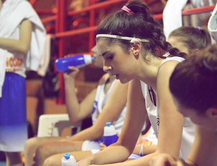 Mankenlik kariyeri basketbolun önüne geçti