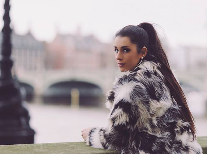 Mankenlik kariyeri basketbolun önüne geçti