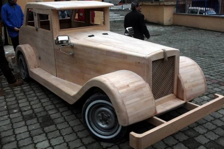 Tasarımlarına hayran kalacağınız 25 muhteşem ahşap araba