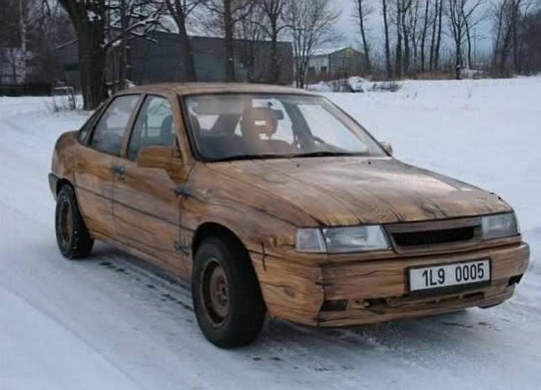 Tasarımlarına hayran kalacağınız 25 muhteşem ahşap araba