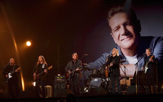 2016 Grammy ödülleri sahiplerini buldu