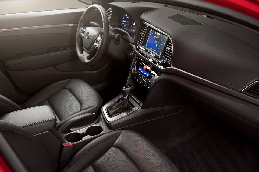 Hyundai Elantra Sport  yıl sonunda gelecek!