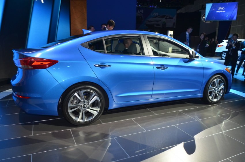 Hyundai Elantra Sport  yıl sonunda gelecek!