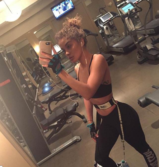 Jasmine Sandersi Instagram'da şaşkına çevirdi