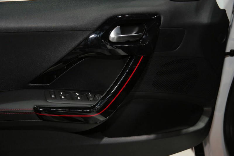 Yenilenen 2008 Cenevre’de Sahneye Çıktı