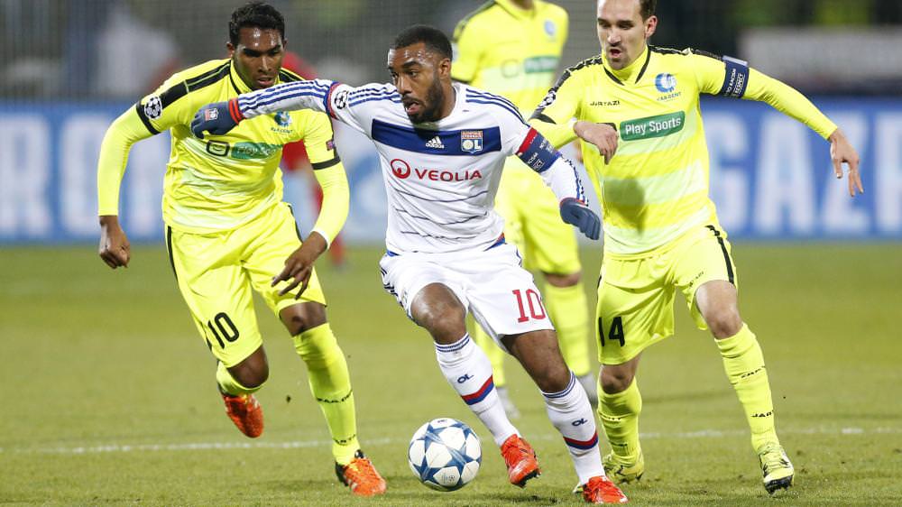 2015 yılı dünyanın en iyi 100 futbolcusu